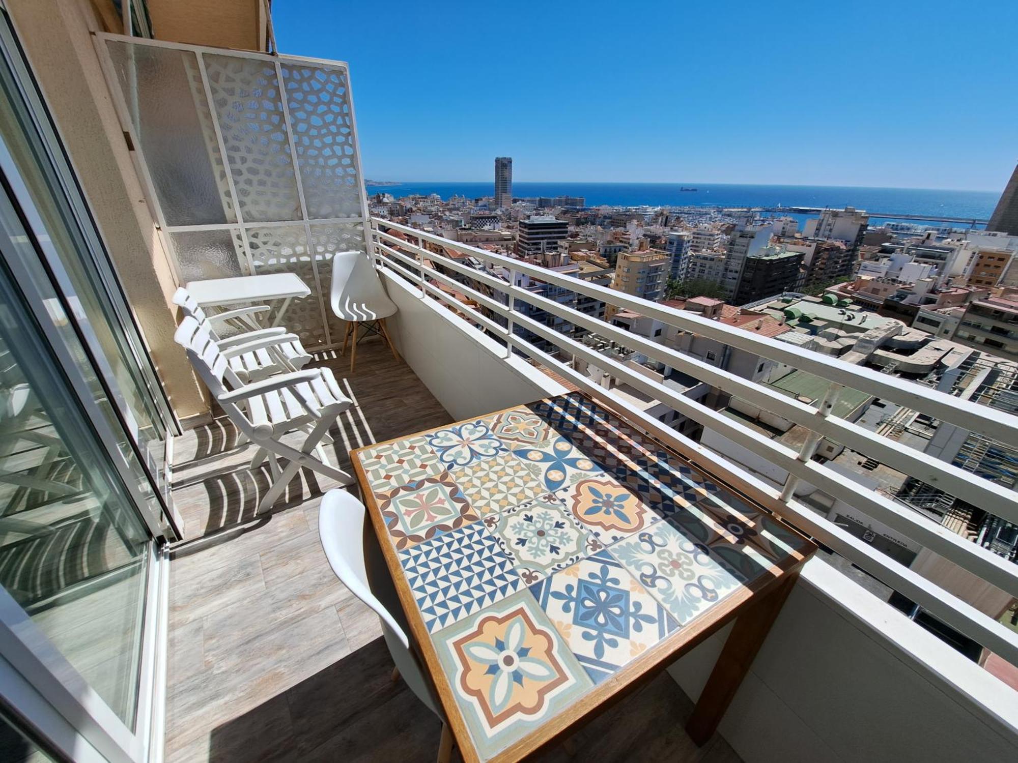 Mirador Apartment อาลิกันเต ภายนอก รูปภาพ